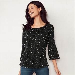 NWT Bell Sleeve Top With Hearts Size M